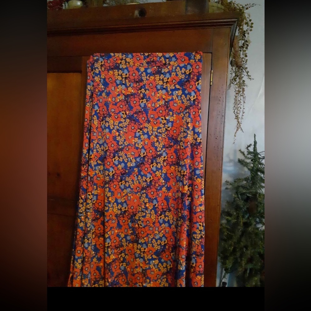 Floral Women's Skirt in Vibrant Colors
